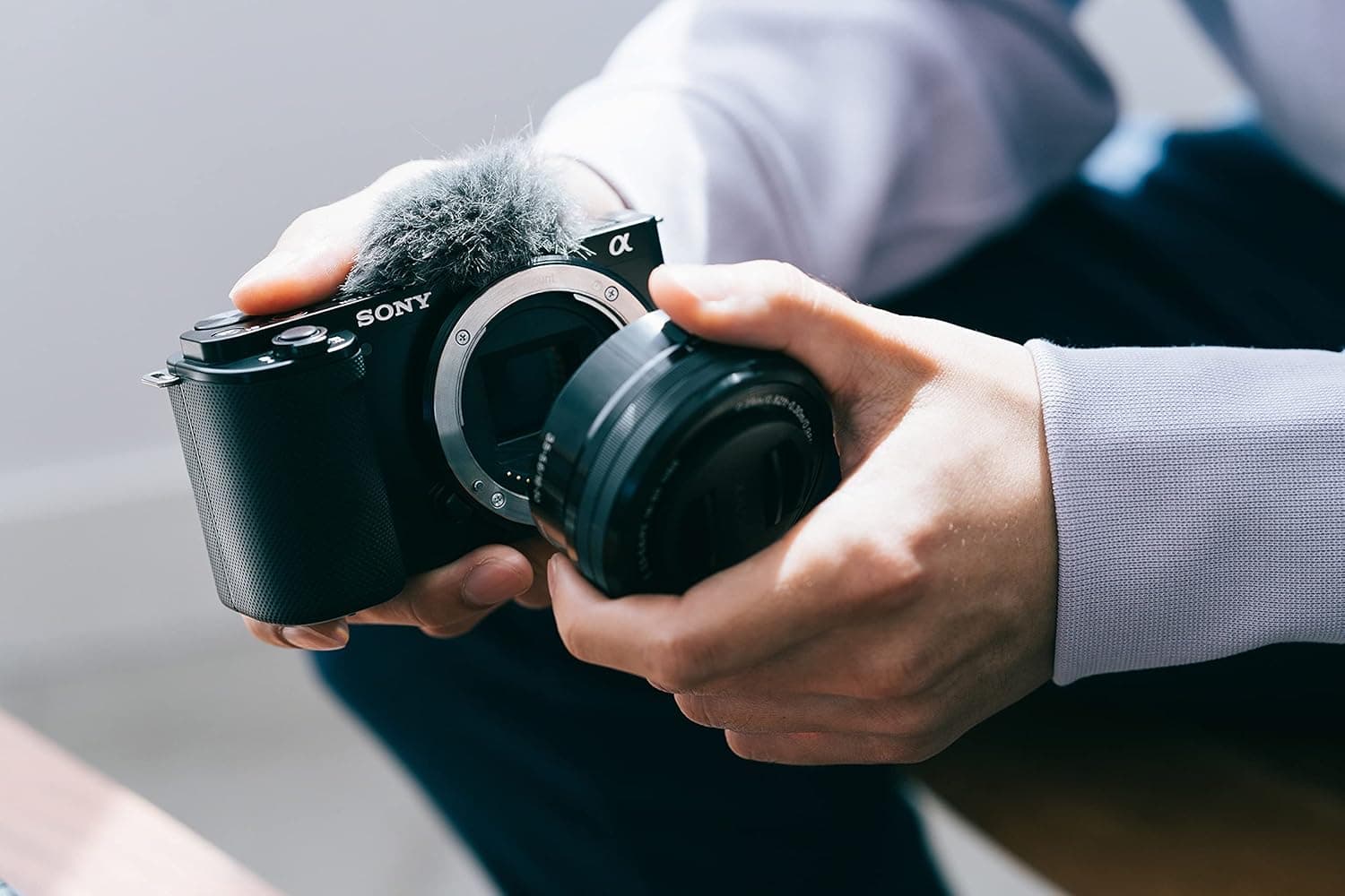 Sony Alpha ZV-E10 | Appareil photo vidéo hybride APS-C Vlog avec