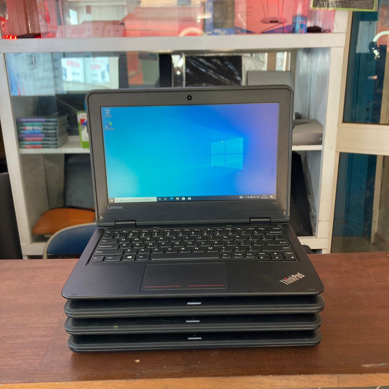 LENOVO 11E