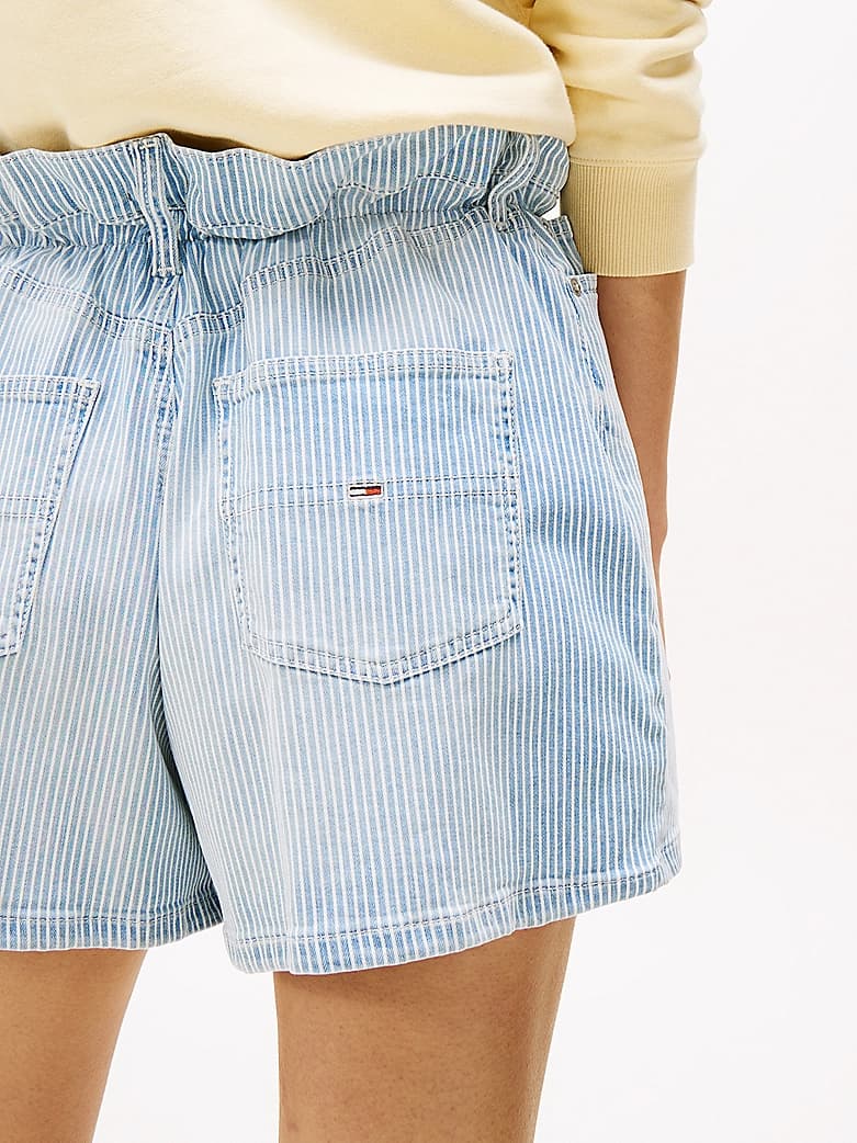 Short ample en jean froncé à la taille