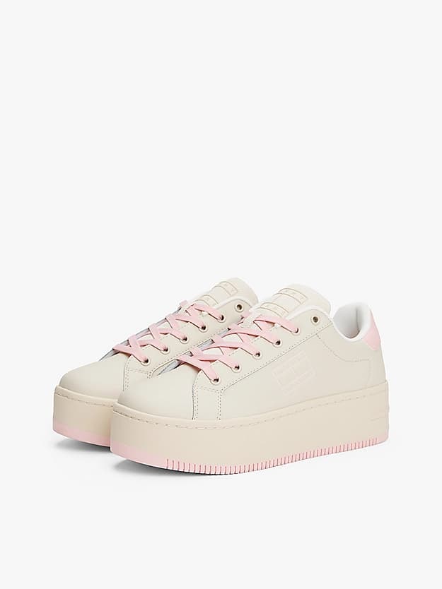 Baskets en cuir compensées