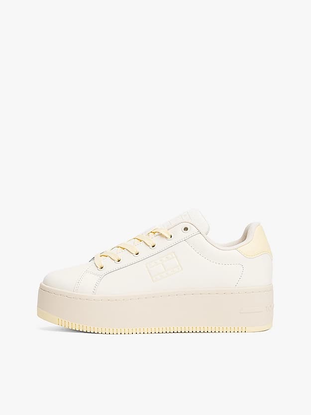 Baskets en cuir compensées