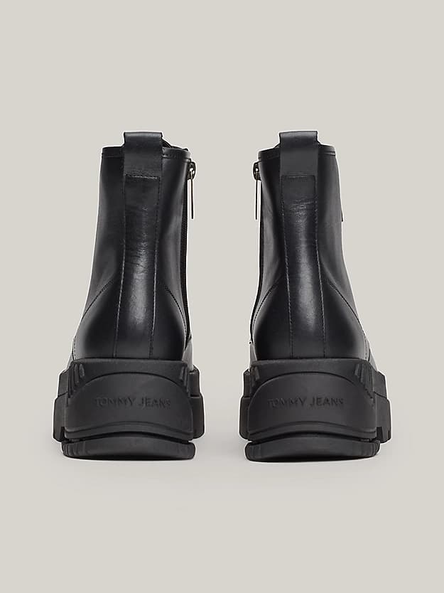 Bottines en cuir à semelle crantée et lacets