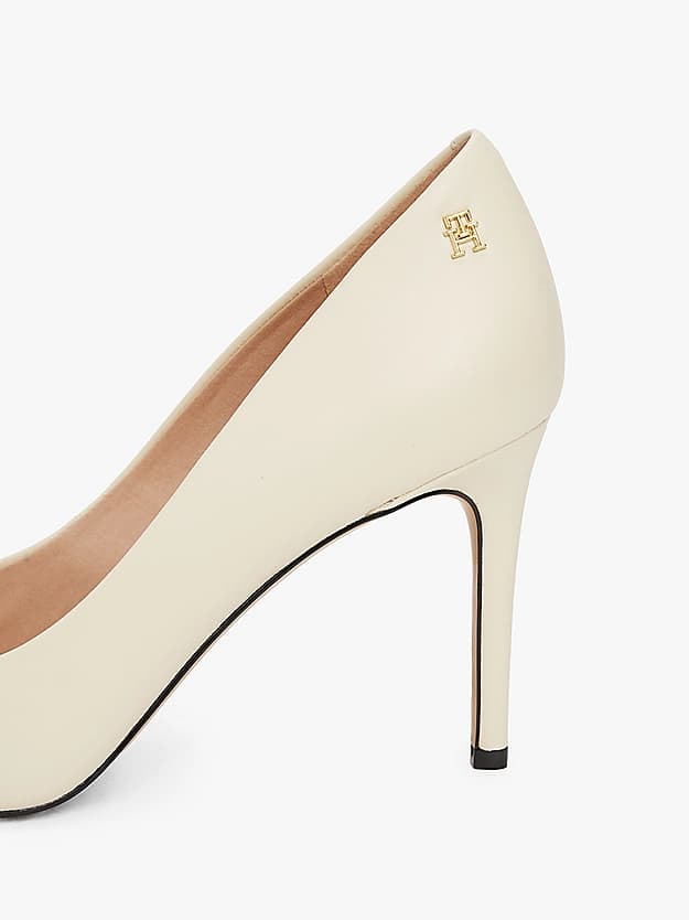 Chaussures à talon en cuir à bout pointu
