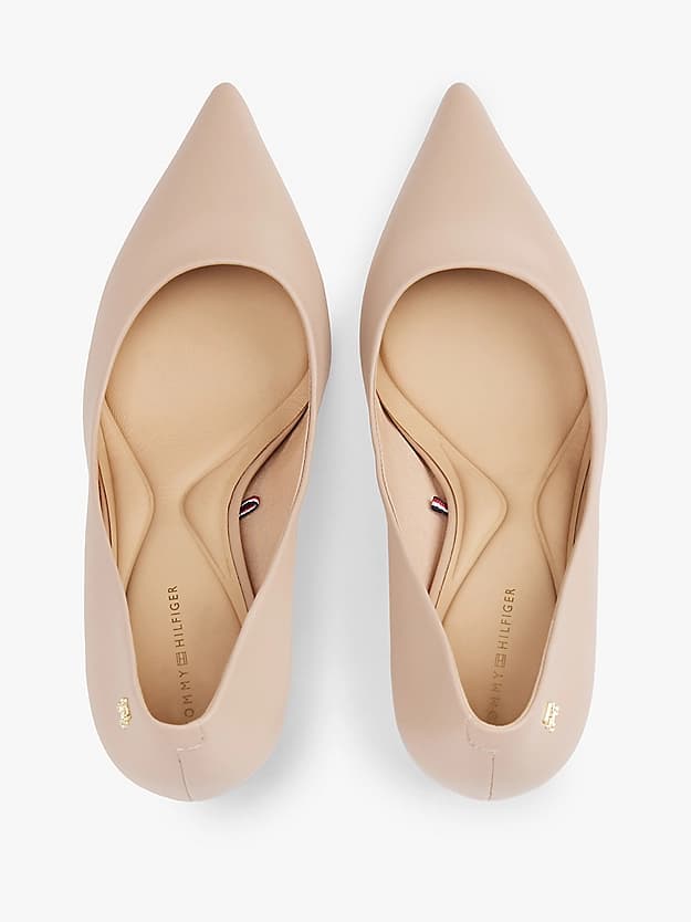 Chaussures à talon en cuir à bout pointu