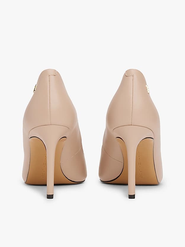 Chaussures à talon en cuir à bout pointu