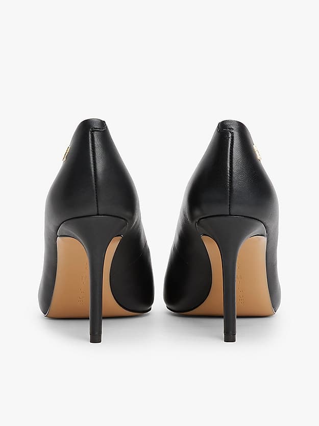 Chaussures à talon en cuir à bout pointu