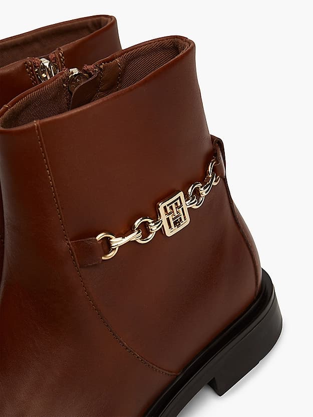Bottines en cuir à chaîne