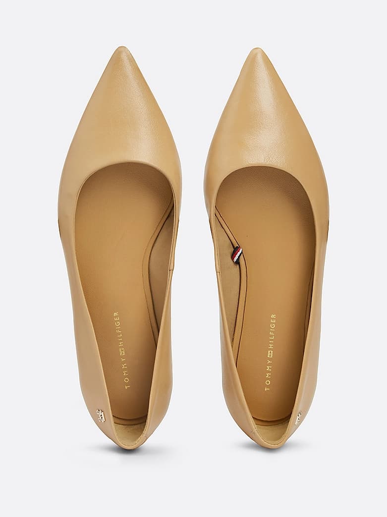 Ballerines TH Monogram en cuir à bout pointu
