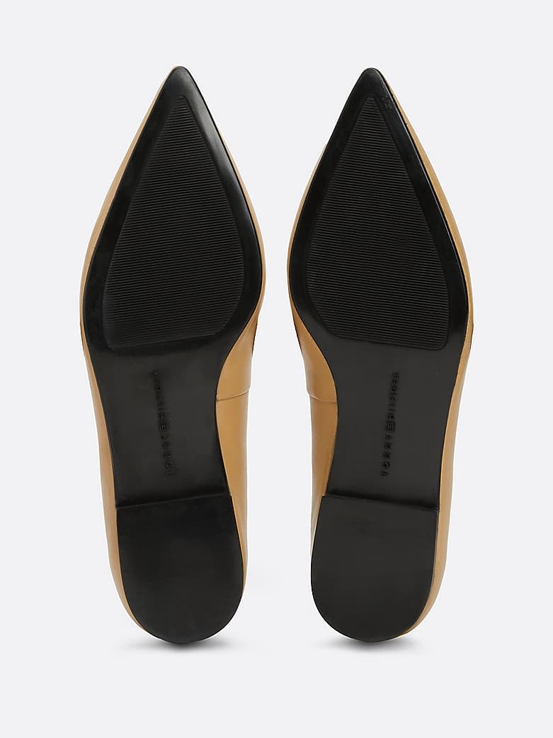 Ballerines TH Monogram en cuir à bout pointu