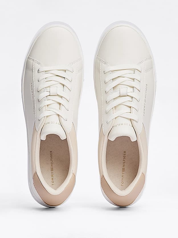 Baskets en cuir