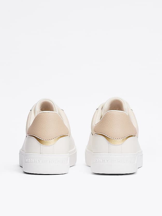 Baskets en cuir