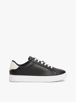 Baskets en cuir