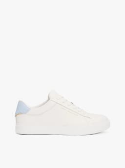 Baskets en cuir