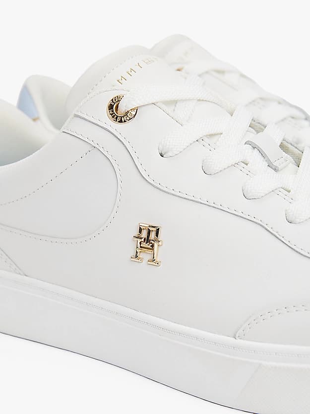 Baskets en cuir à monogramme TH