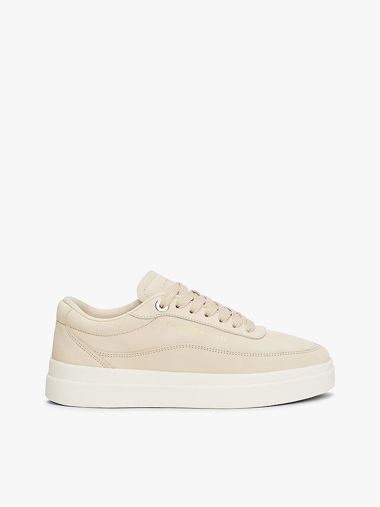 Baskets en cuir à logo métallisé