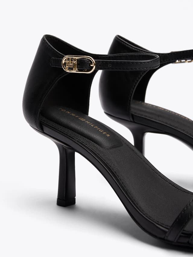 Chaussures en cuir à petit talon