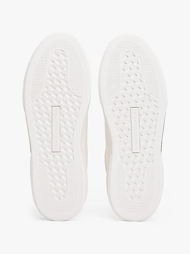 Baskets en cuir