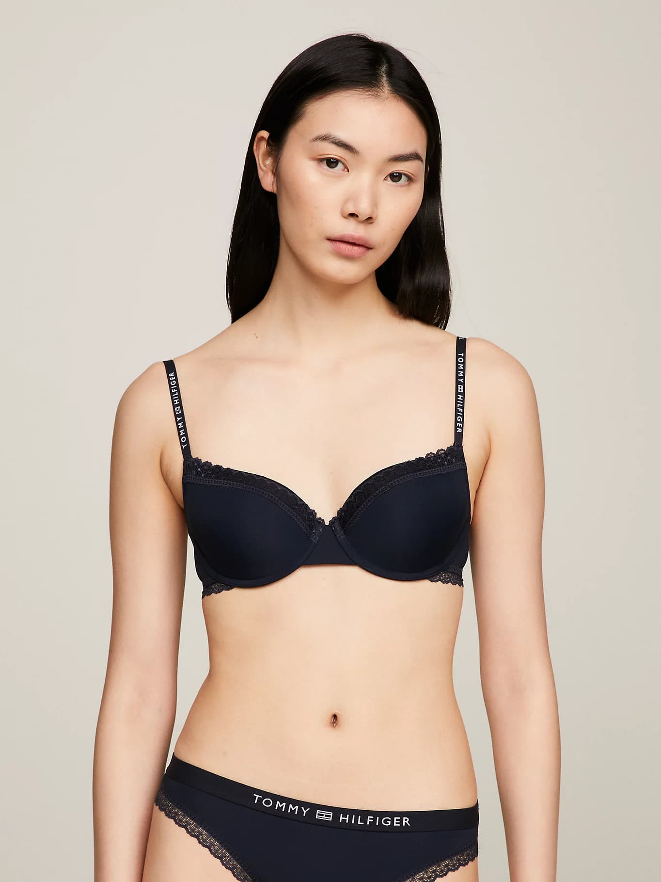 Soutien-gorge corbeille à dentelle