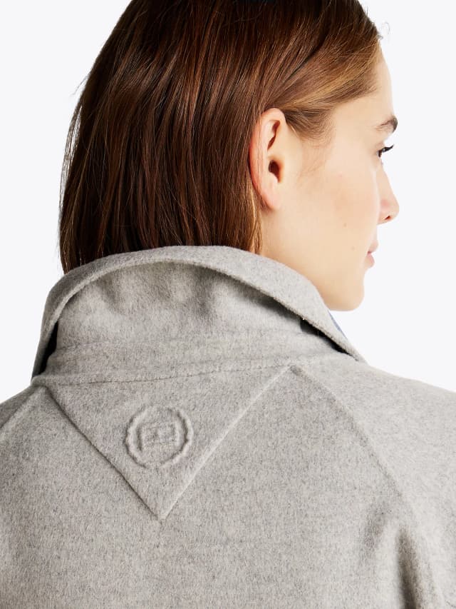 Manteau ceinturé double face à logo tamponné