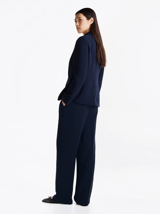 Blazer ajusté droit en crêpe