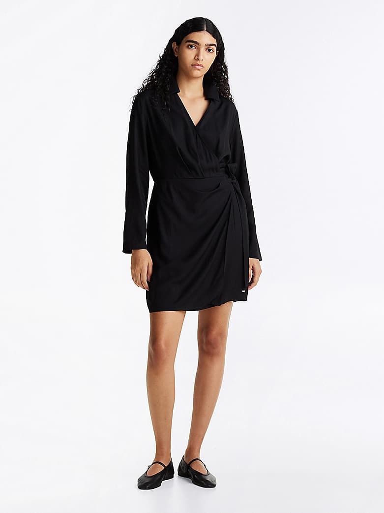 Robe portefeuille courte et décontractée