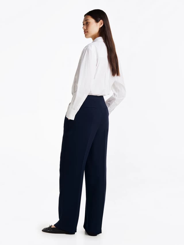 Pantalon droit décontracté en crêpe