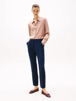 Pantalon slim en crêpe à enfiler