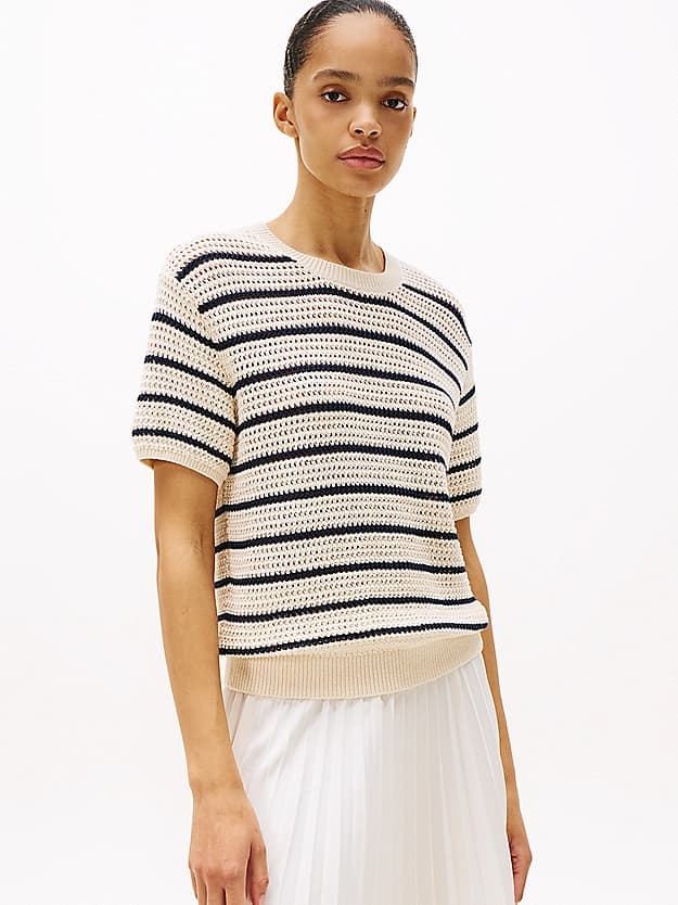 Pull en crochet pointelle